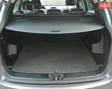 Серый Хендай их35, объемом двигателя 2 л и пробегом 187 тыс. км за 13700 $, фото 24 на Automoto.ua