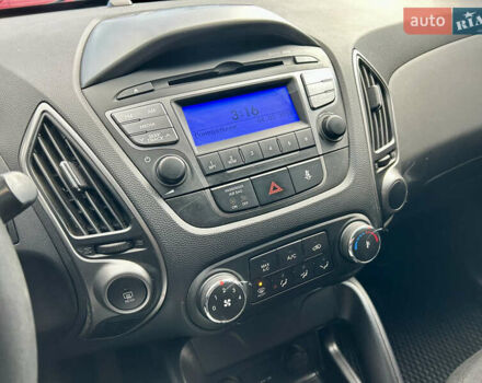 Хендай их35 2013 в Белой Церкве на Automoto.ua Серый Хендай их35, объемом двигателя 1.7 л и пробегом 231 тыс. км за 11999 $, фото 25 на Automoto.ua