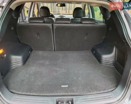 Серый Хендай их35, объемом двигателя 2 л и пробегом 193 тыс. км за 13850 $, фото 39 на Automoto.ua