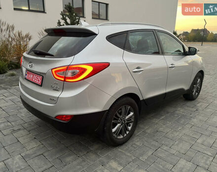 Хендай их35 2013 в Луцке на Automoto.ua Серый Хендай их35, объемом двигателя 2 л и пробегом 183 тыс. км за 16500 $, фото 6 на Automoto.ua