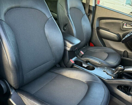 Сірий Хендай іх35, об'ємом двигуна 2 л та пробігом 230 тис. км за 14450 $, фото 39 на Automoto.ua