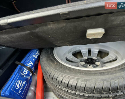 Сірий Хендай іх35, об'ємом двигуна 2 л та пробігом 253 тис. км за 13900 $, фото 26 на Automoto.ua