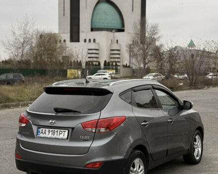 Сірий Хендай іх35, об'ємом двигуна 2 л та пробігом 205 тис. км за 12499 $, фото 3 на Automoto.ua