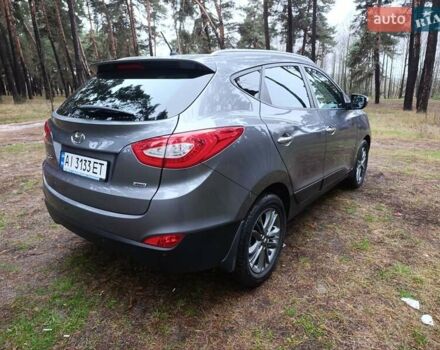 Серый Хендай их35, объемом двигателя 2 л и пробегом 193 тыс. км за 13850 $, фото 8 на Automoto.ua