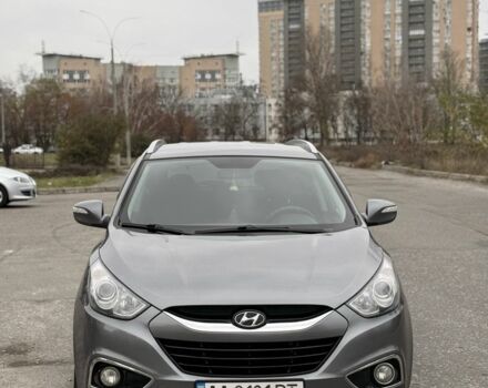 Сірий Хендай іх35, об'ємом двигуна 2 л та пробігом 205 тис. км за 12499 $, фото 1 на Automoto.ua