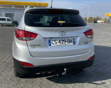 Серый Хендай их35, объемом двигателя 0 л и пробегом 150 тыс. км за 13555 $, фото 7 на Automoto.ua