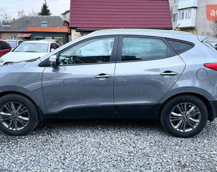 Сірий Хендай іх35, об'ємом двигуна 2 л та пробігом 240 тис. км за 13000 $, фото 6 на Automoto.ua