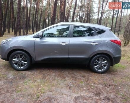 Серый Хендай их35, объемом двигателя 2 л и пробегом 193 тыс. км за 13850 $, фото 1 на Automoto.ua