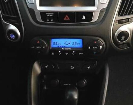 Сірий Хендай іх35, об'ємом двигуна 2 л та пробігом 208 тис. км за 14750 $, фото 18 на Automoto.ua