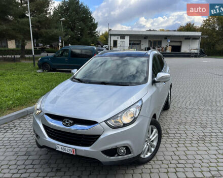 Сірий Хендай іх35, об'ємом двигуна 2 л та пробігом 253 тис. км за 13900 $, фото 2 на Automoto.ua