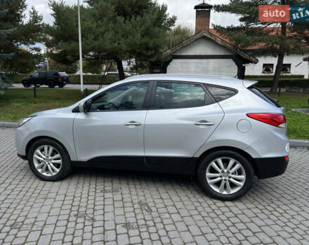 Сірий Хендай іх35, об'ємом двигуна 2 л та пробігом 253 тис. км за 13900 $, фото 6 на Automoto.ua
