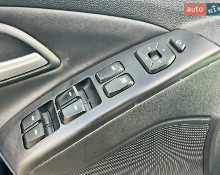 Сірий Хендай іх35, об'ємом двигуна 2 л та пробігом 178 тис. км за 11999 $, фото 20 на Automoto.ua