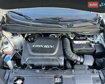 Серый Хендай их35, объемом двигателя 2 л и пробегом 168 тыс. км за 13800 $, фото 19 на Automoto.ua