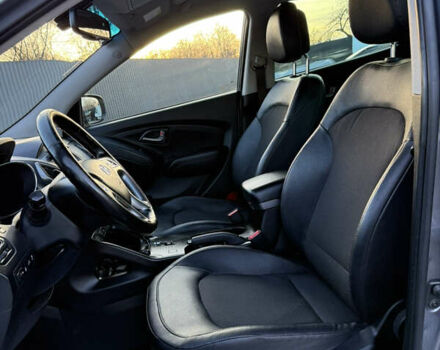 Сірий Хендай іх35, об'ємом двигуна 2 л та пробігом 230 тис. км за 14450 $, фото 28 на Automoto.ua