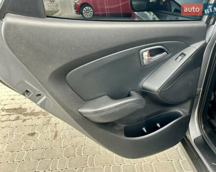 Хендай их35 2013 в Белой Церкве на Automoto.ua Серый Хендай их35, объемом двигателя 1.7 л и пробегом 231 тыс. км за 11999 $, фото 13 на Automoto.ua