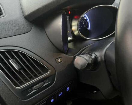 Хендай их35 2013 в Луцке на Automoto.ua Серый Хендай их35, объемом двигателя 2 л и пробегом 183 тыс. км за 16500 $, фото 15 на Automoto.ua