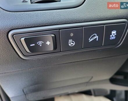 Серый Хендай их35, объемом двигателя 2 л и пробегом 221 тыс. км за 17150 $, фото 80 на Automoto.ua