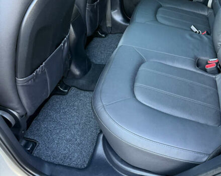 Серый Хендай их35, объемом двигателя 2 л и пробегом 187 тыс. км за 16600 $, фото 78 на Automoto.ua