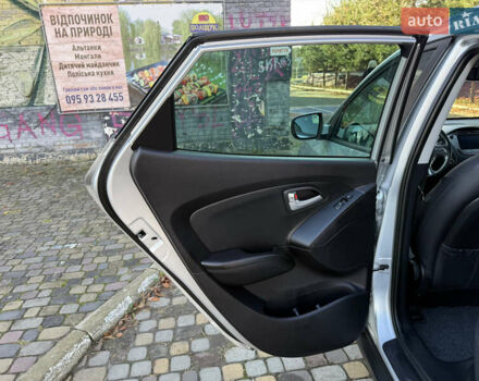 Серый Хендай их35, объемом двигателя 2 л и пробегом 187 тыс. км за 16600 $, фото 74 на Automoto.ua