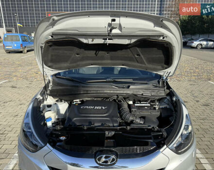 Серый Хендай их35, объемом двигателя 2 л и пробегом 187 тыс. км за 16600 $, фото 40 на Automoto.ua