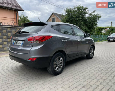 Сірий Хендай іх35, об'ємом двигуна 1.7 л та пробігом 143 тис. км за 13750 $, фото 7 на Automoto.ua