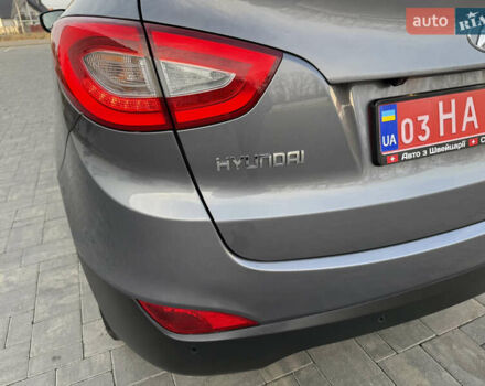 Сірий Хендай іх35, об'ємом двигуна 2 л та пробігом 124 тис. км за 16600 $, фото 32 на Automoto.ua