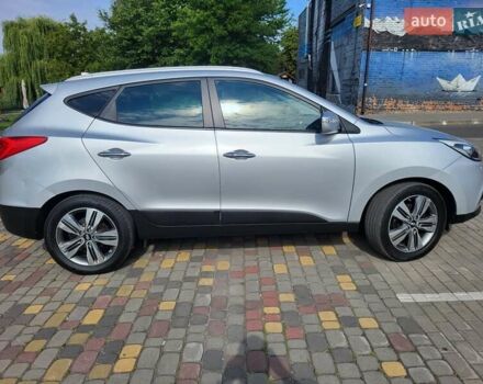 Серый Хендай их35, объемом двигателя 2 л и пробегом 221 тыс. км за 17150 $, фото 20 на Automoto.ua