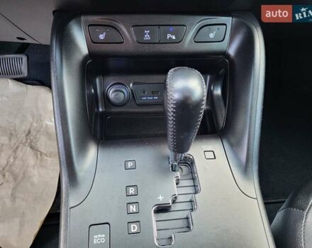 Серый Хендай их35, объемом двигателя 2 л и пробегом 221 тыс. км за 17150 $, фото 42 на Automoto.ua