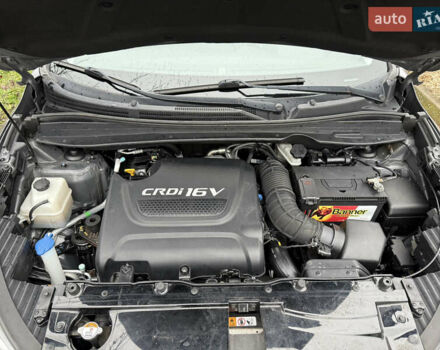 Серый Хендай их35, объемом двигателя 2 л и пробегом 124 тыс. км за 16850 $, фото 95 на Automoto.ua