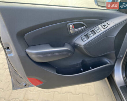 Хендай их35 2014 в Виннице на Automoto.ua Серый Хендай их35, объемом двигателя 1.7 л и пробегом 189 тыс. км за 14300 $, фото 17 на Automoto.ua