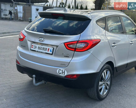 Хендай их35 2014 в Бродах на Automoto.ua Серый Хендай их35, объемом двигателя 2 л и пробегом 180 тыс. км за 15500 $, фото 10 на Automoto.ua