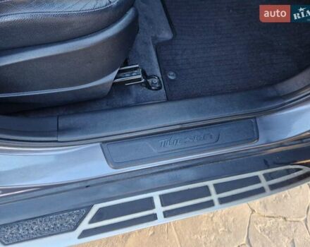 Серый Хендай их35, объемом двигателя 2 л и пробегом 138 тыс. км за 15200 $, фото 34 на Automoto.ua