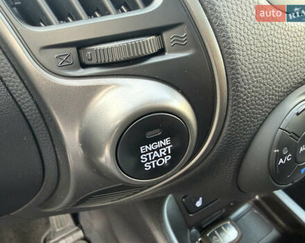 Сірий Хендай іх35, об'ємом двигуна 2 л та пробігом 124 тис. км за 16600 $, фото 60 на Automoto.ua