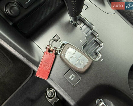 Серый Хендай их35, объемом двигателя 2 л и пробегом 124 тыс. км за 16850 $, фото 65 на Automoto.ua