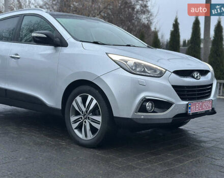 Серый Хендай их35, объемом двигателя 2 л и пробегом 180 тыс. км за 15100 $, фото 11 на Automoto.ua