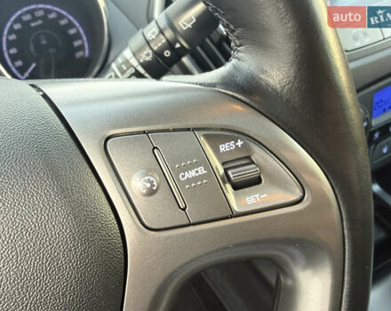 Сірий Хендай іх35, об'ємом двигуна 2 л та пробігом 124 тис. км за 16600 $, фото 51 на Automoto.ua