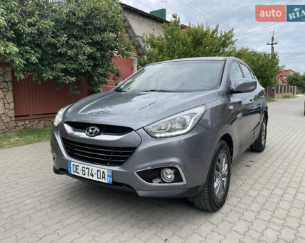 Сірий Хендай іх35, об'ємом двигуна 1.7 л та пробігом 143 тис. км за 13750 $, фото 1 на Automoto.ua