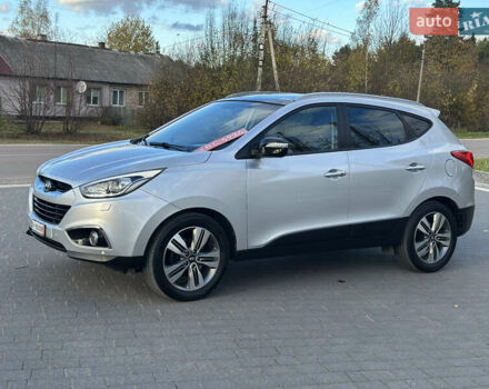 Хендай их35 2014 в Бродах на Automoto.ua Серый Хендай их35, объемом двигателя 2 л и пробегом 180 тыс. км за 15500 $, фото 4 на Automoto.ua