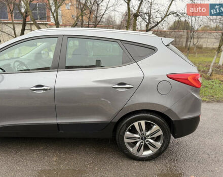 Серый Хендай их35, объемом двигателя 2 л и пробегом 124 тыс. км за 16850 $, фото 19 на Automoto.ua