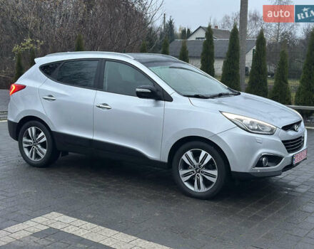 Серый Хендай их35, объемом двигателя 2 л и пробегом 180 тыс. км за 15100 $, фото 10 на Automoto.ua