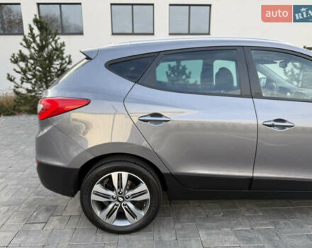 Сірий Хендай іх35, об'ємом двигуна 2 л та пробігом 124 тис. км за 16600 $, фото 42 на Automoto.ua