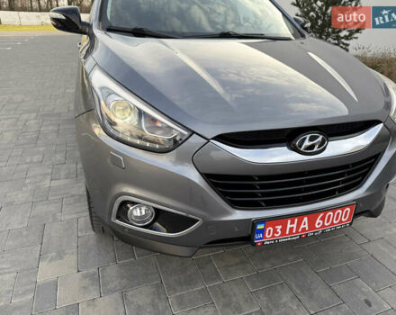 Сірий Хендай іх35, об'ємом двигуна 2 л та пробігом 124 тис. км за 16600 $, фото 9 на Automoto.ua