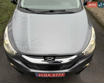 Серый Хендай их35, объемом двигателя 2 л и пробегом 124 тыс. км за 16850 $, фото 9 на Automoto.ua