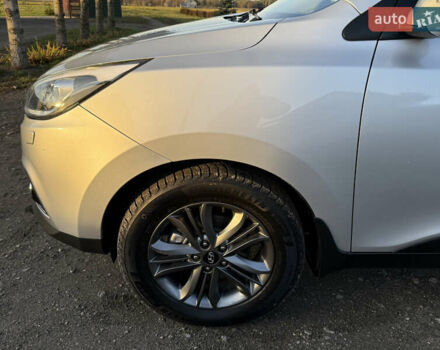 Серый Хендай их35, объемом двигателя 2 л и пробегом 183 тыс. км за 13750 $, фото 35 на Automoto.ua