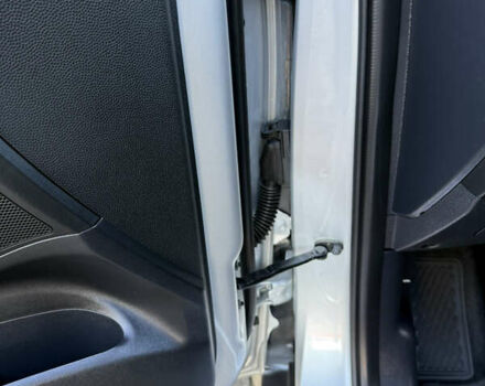 Серый Хендай их35, объемом двигателя 2 л и пробегом 187 тыс. км за 16600 $, фото 87 на Automoto.ua