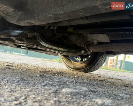 Серый Хендай их35, объемом двигателя 2 л и пробегом 183 тыс. км за 13750 $, фото 41 на Automoto.ua