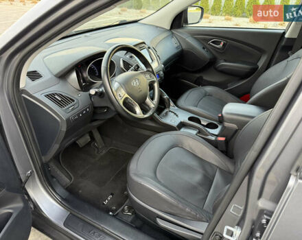 Сірий Хендай іх35, об'ємом двигуна 2 л та пробігом 124 тис. км за 16600 $, фото 71 на Automoto.ua