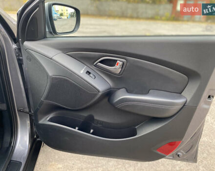 Хендай их35 2014 в Виннице на Automoto.ua Серый Хендай их35, объемом двигателя 1.7 л и пробегом 189 тыс. км за 14300 $, фото 49 на Automoto.ua