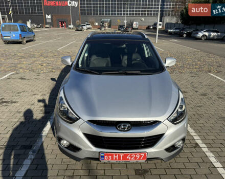 Серый Хендай их35, объемом двигателя 2 л и пробегом 187 тыс. км за 16600 $, фото 15 на Automoto.ua