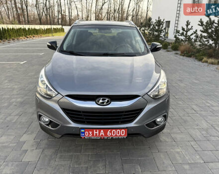 Сірий Хендай іх35, об'ємом двигуна 2 л та пробігом 124 тис. км за 16600 $, фото 4 на Automoto.ua